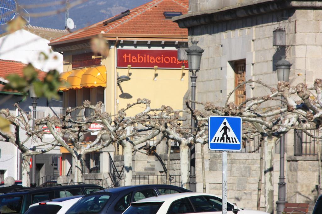 Hostal Gonzalez Guadarrama Exterior photo