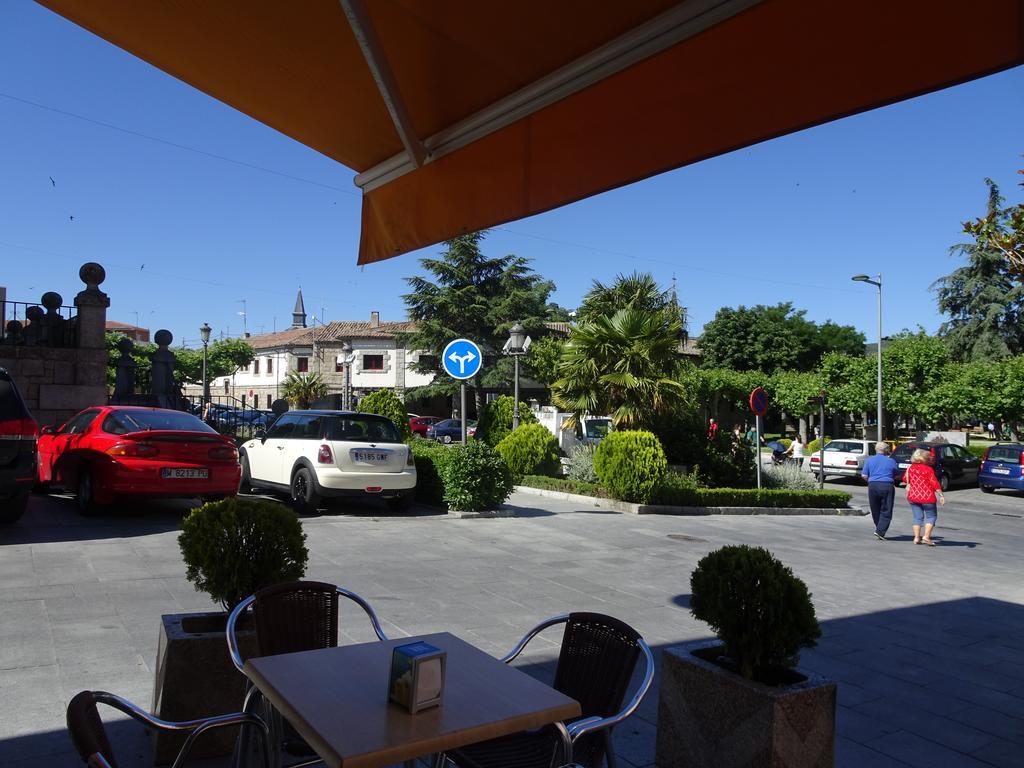 Hostal Gonzalez Guadarrama Exterior photo