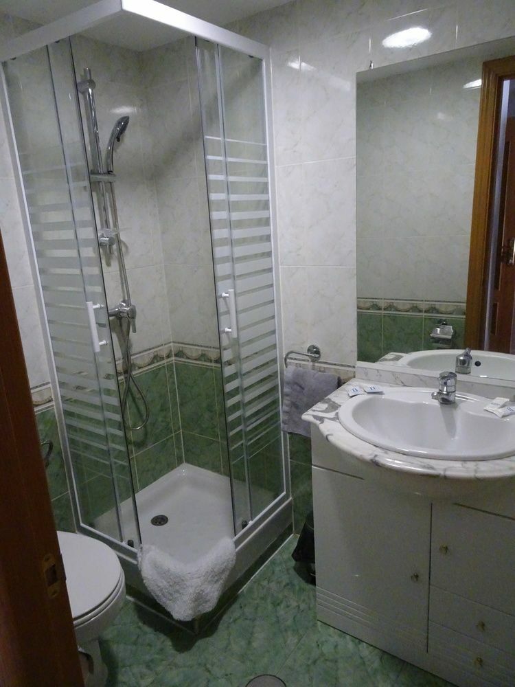 Hostal Gonzalez Guadarrama Exterior photo
